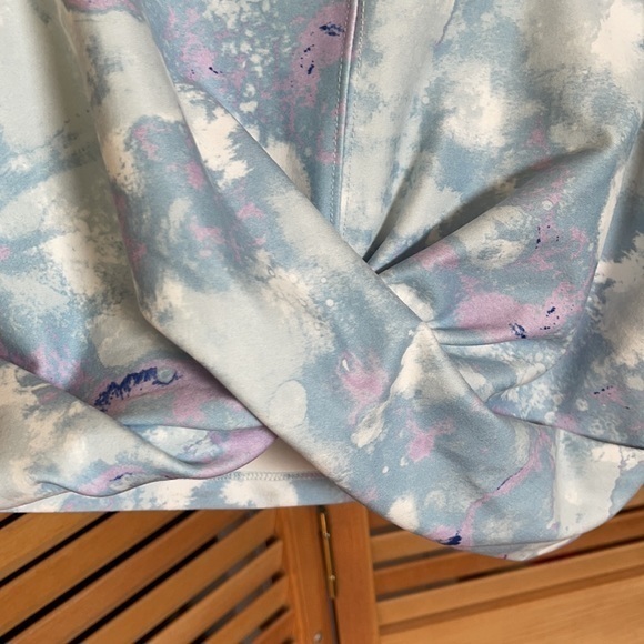 Wild fox Sweats, Size M, Pink and Blue tie dye - Picture 8 of 15